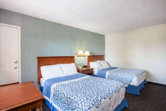Hotel Days Inn by Wyndham Anaheim Near the Park photo 3