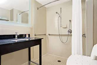 Hotel Wingate by Wyndham Fargo photo 4