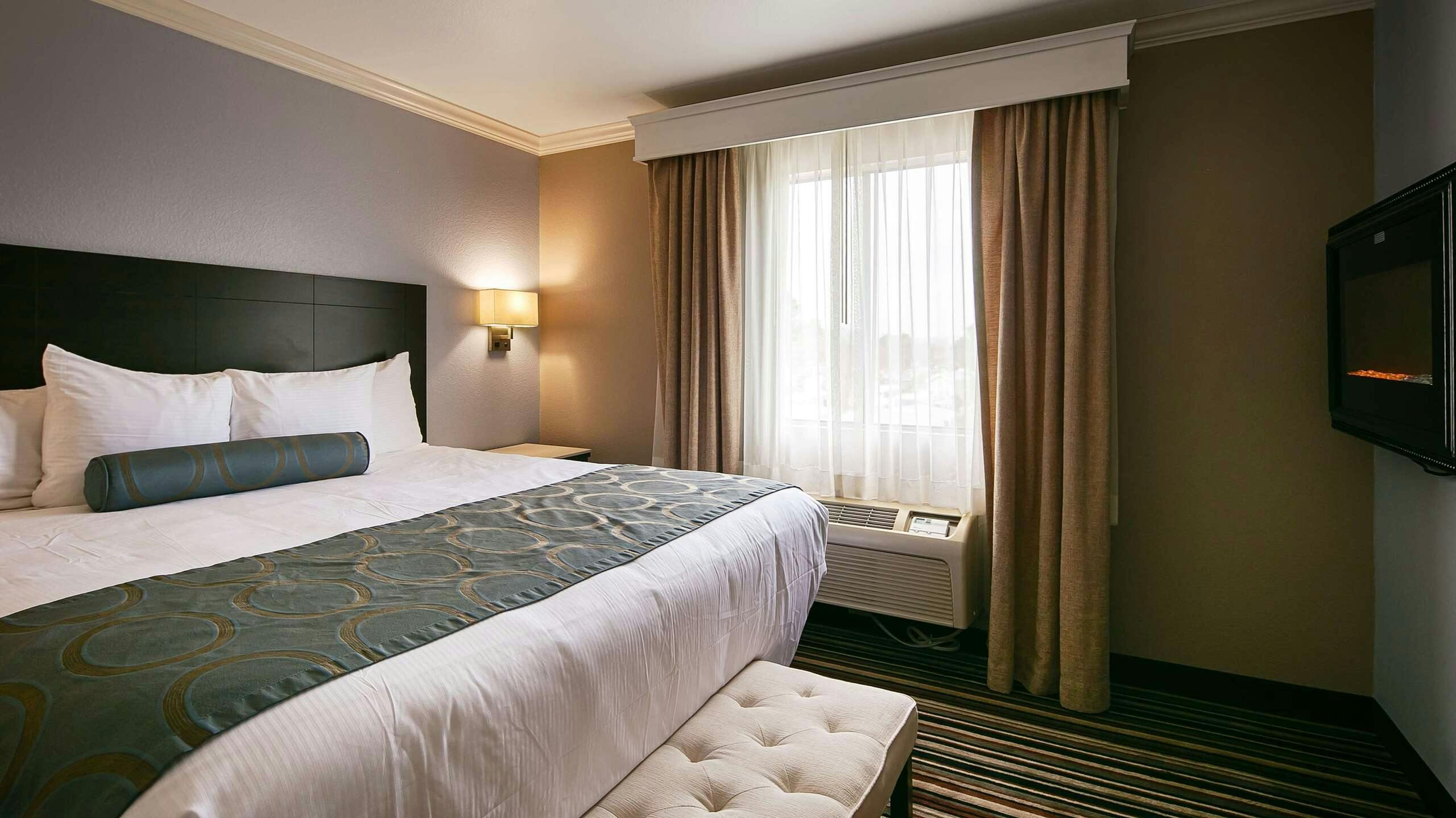 Hotel Best Western Plus Diamond Valley Inn photo 5