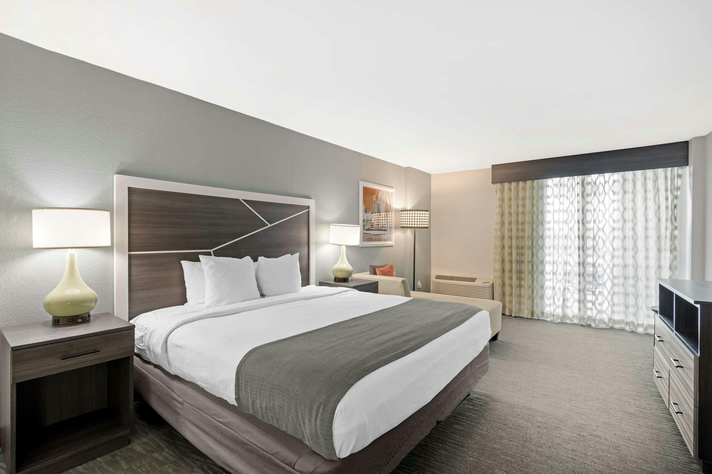 Hotel Best Western Daytona Inn Seabreeze Oceanfront photo 2