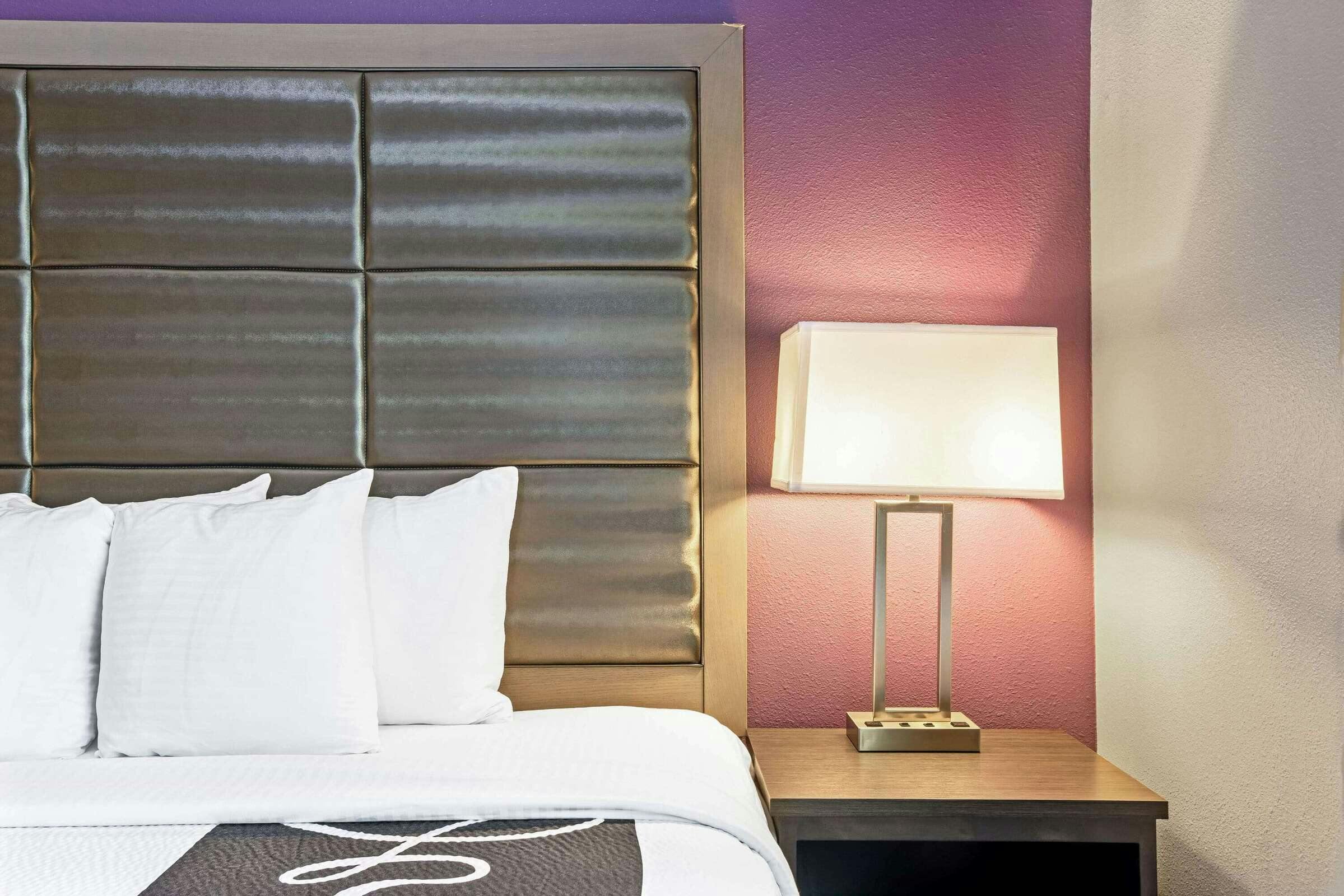 Hotel La Quinta Inn & Suites by Wyndham Kearney photo 1