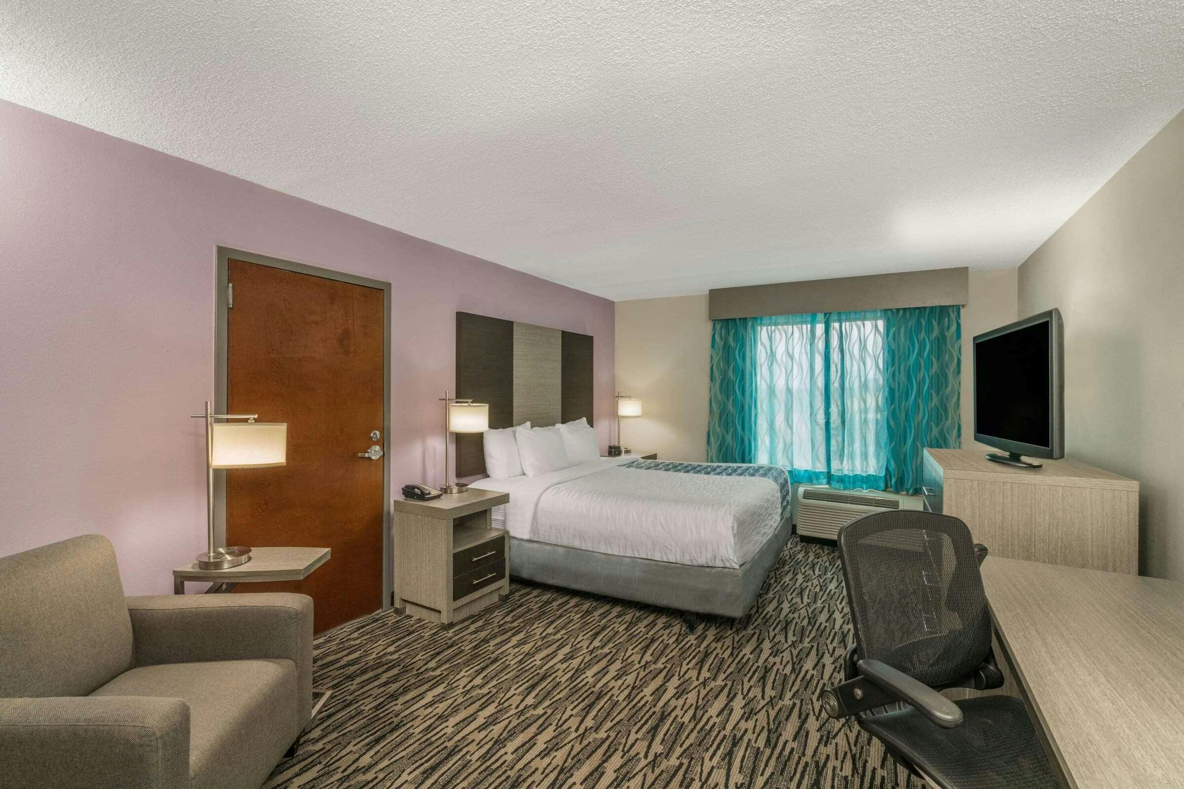 Hotel La Quinta Inn & Suites by Wyndham Clarksville photo 3