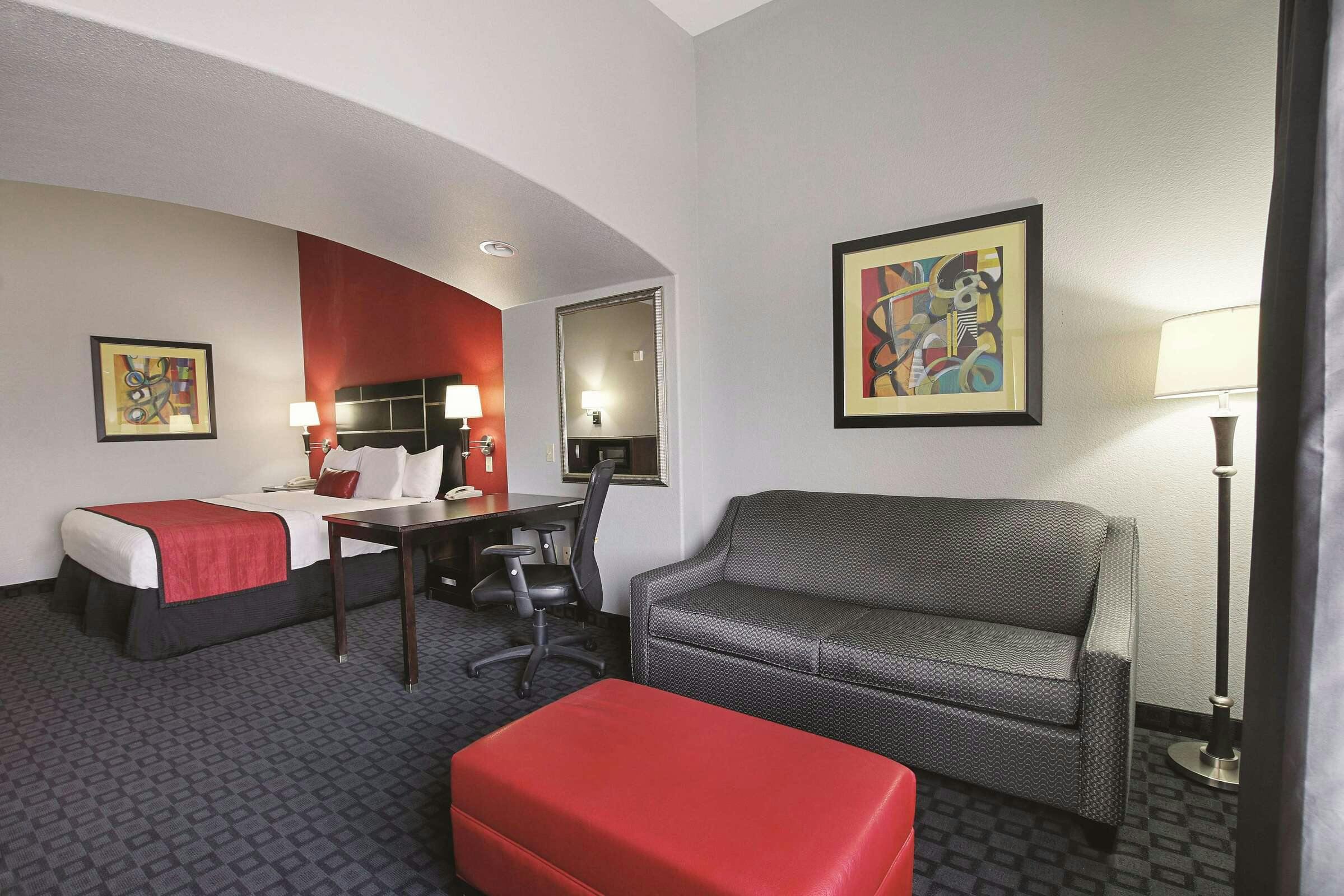 Hotel La Quinta Inn & Suites by Wyndham Dallas - Hutchins photo 5