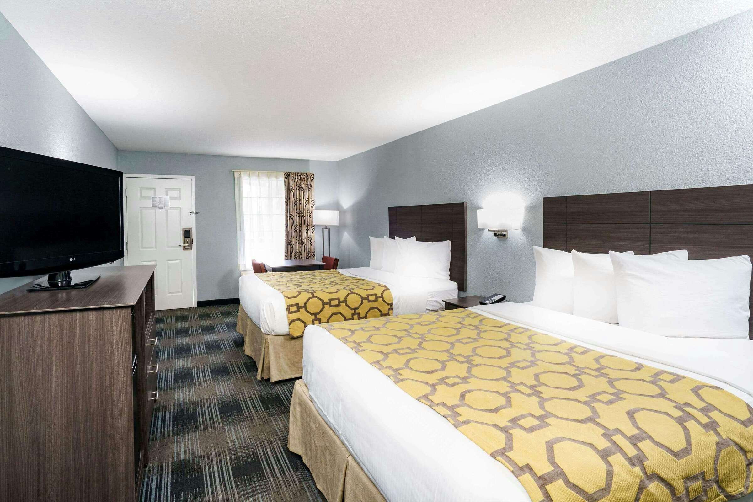 Hotel Baymont Inn Gallatin photo 2