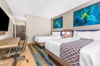 Hotel La Quinta Inn & Suites by Wyndham Galveston West Seawall photo 4