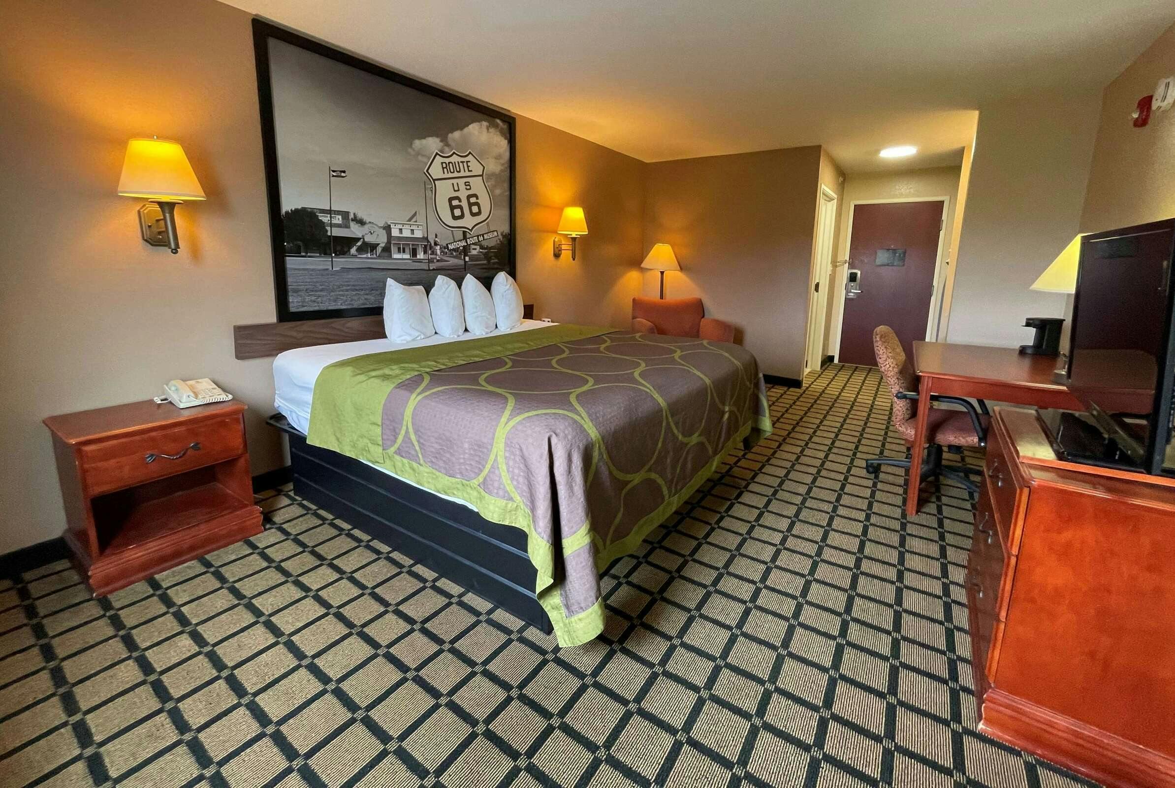 Hotel Super 8 by Wyndham Rolla photo 5