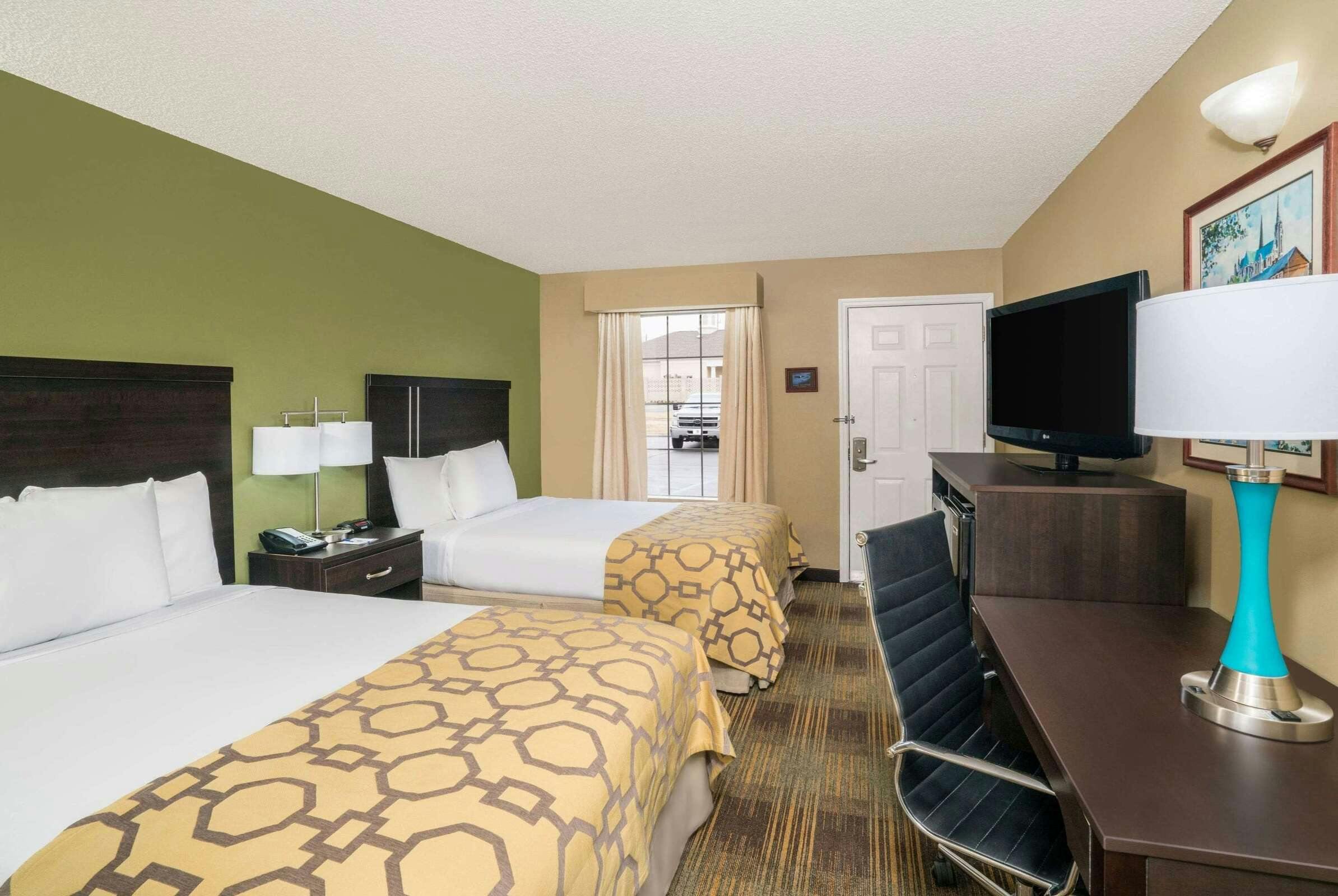 Hotel Baymont By Wyndham Prattville/Montgomery photo 2