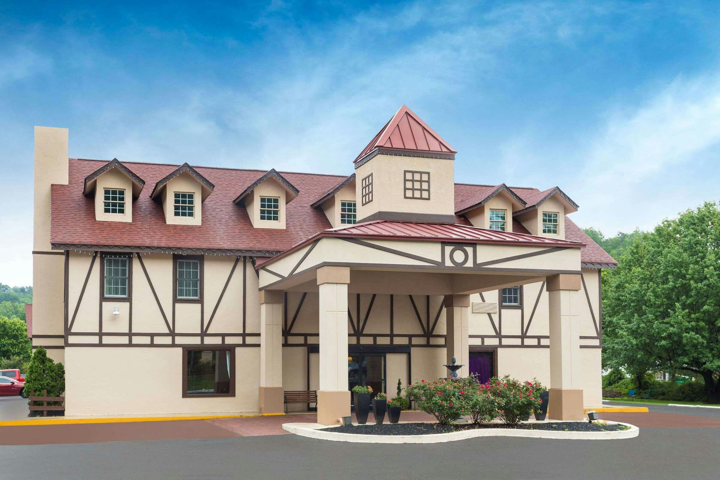 Baymont Inn and Suites Helen