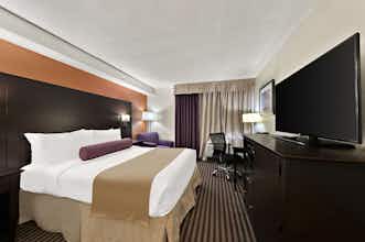 Hotel Best Western Plus Toronto North York Hotel & Suites photo 1