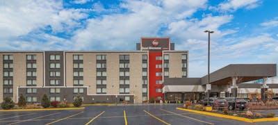 Best Western Plus Toronto North York Hotel & Suites