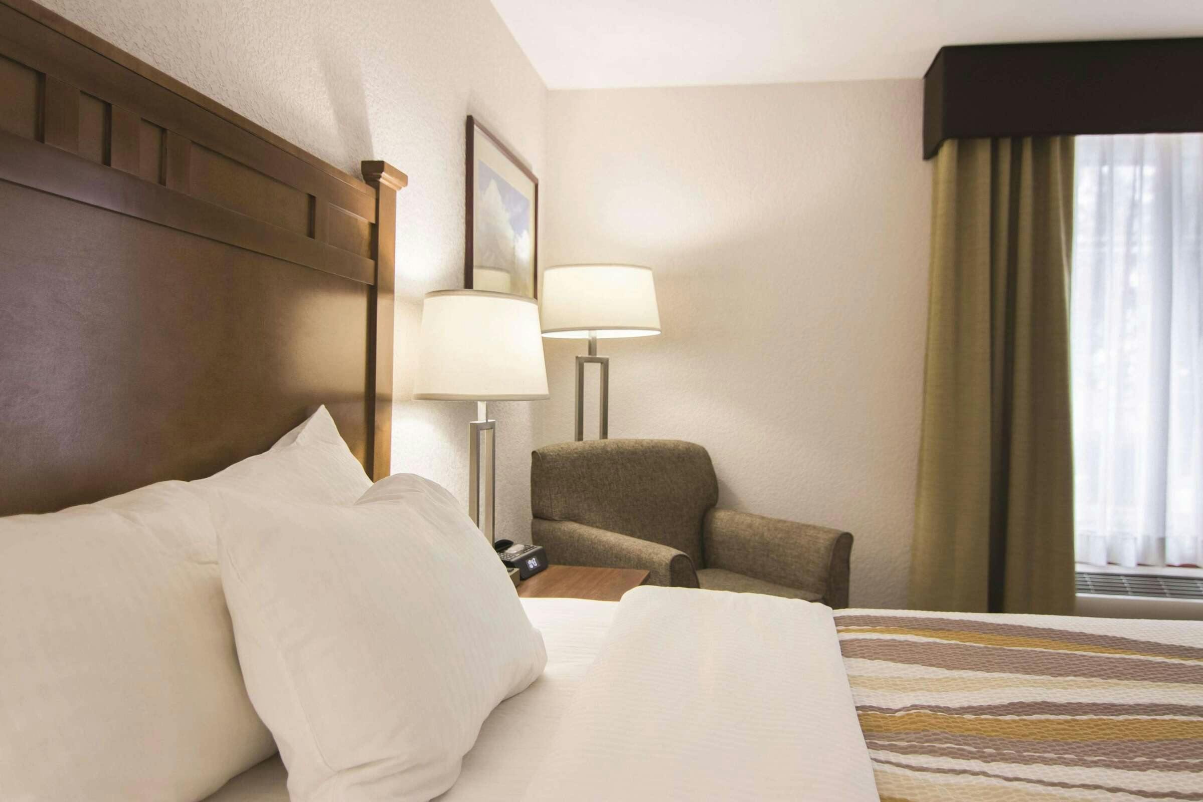 Hotel La Quinta Inn by Wyndham Bend photo 2