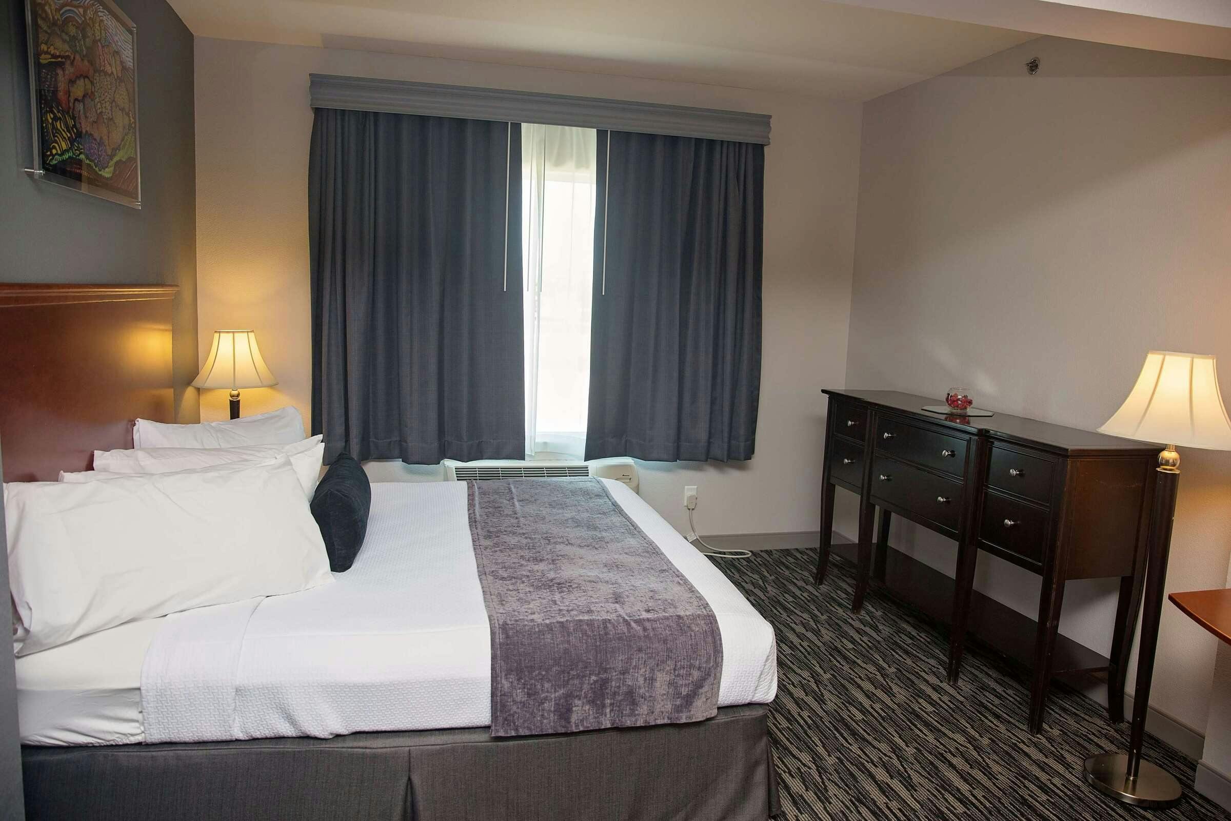 Hotel Parke Regency Hotel & Conference Center, BW Premier Collection photo 4