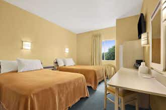 Hotel Howard Johnson Tifton GA I-75 photo 2
