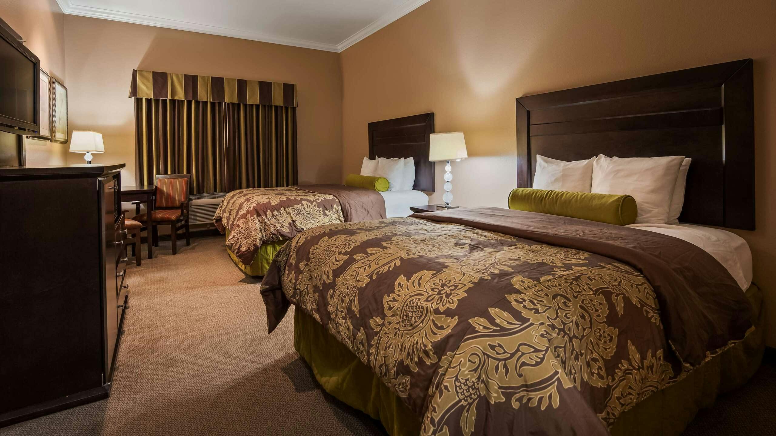 Hotel Best Western Plus Glendora Inn photo 1