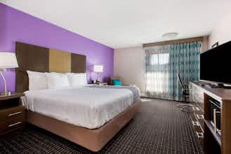 Hotel La Quinta Inn ste Pomona photo 1