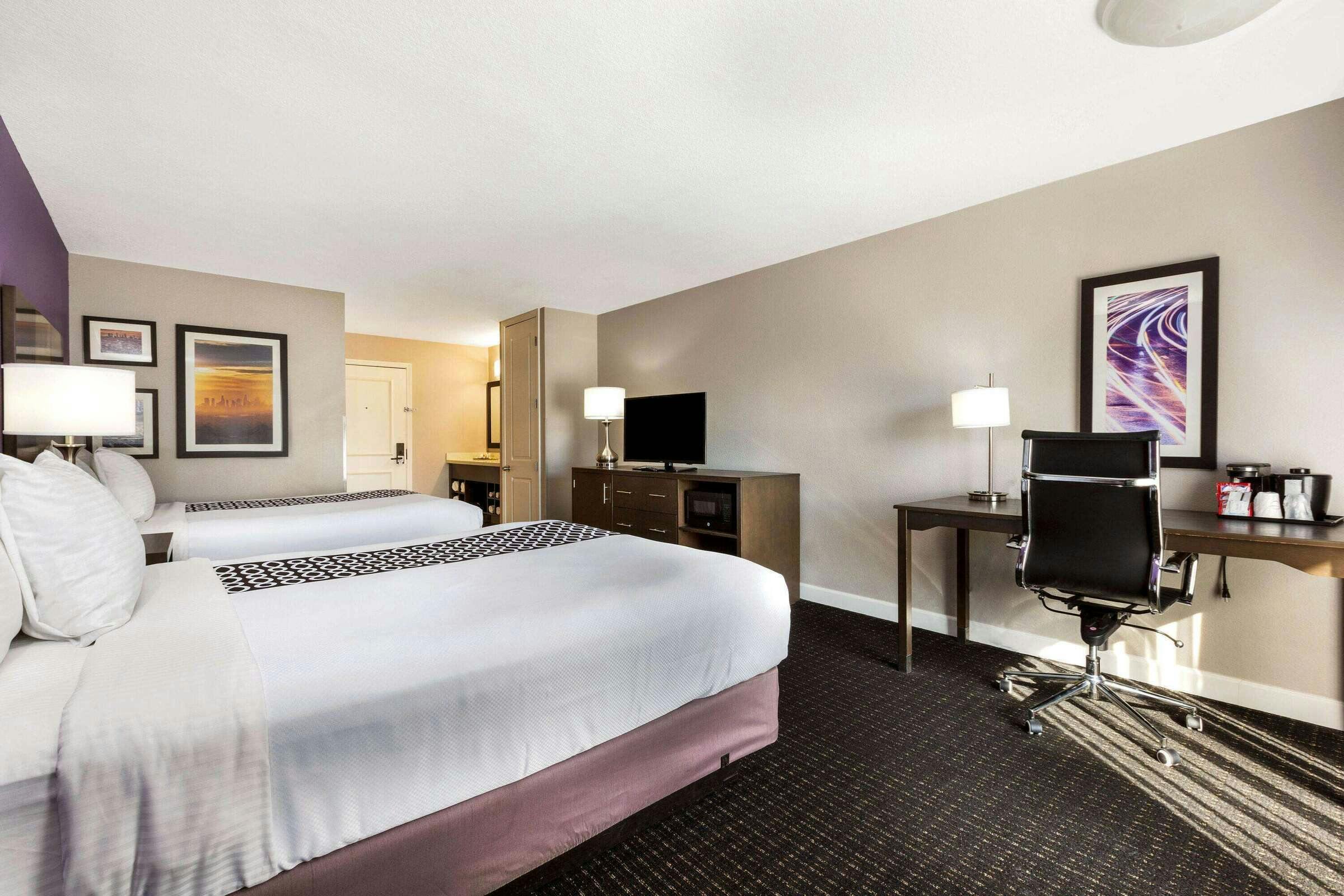 Hotel La Quinta Inn ste Pomona photo 3