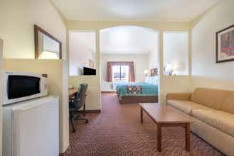 Hotel Super 8 Abilene South photo 4