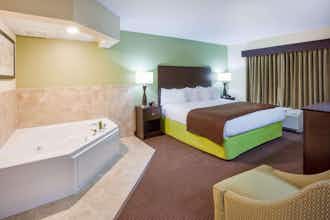 Hotel AmericInn Hrtfrd SD photo 4