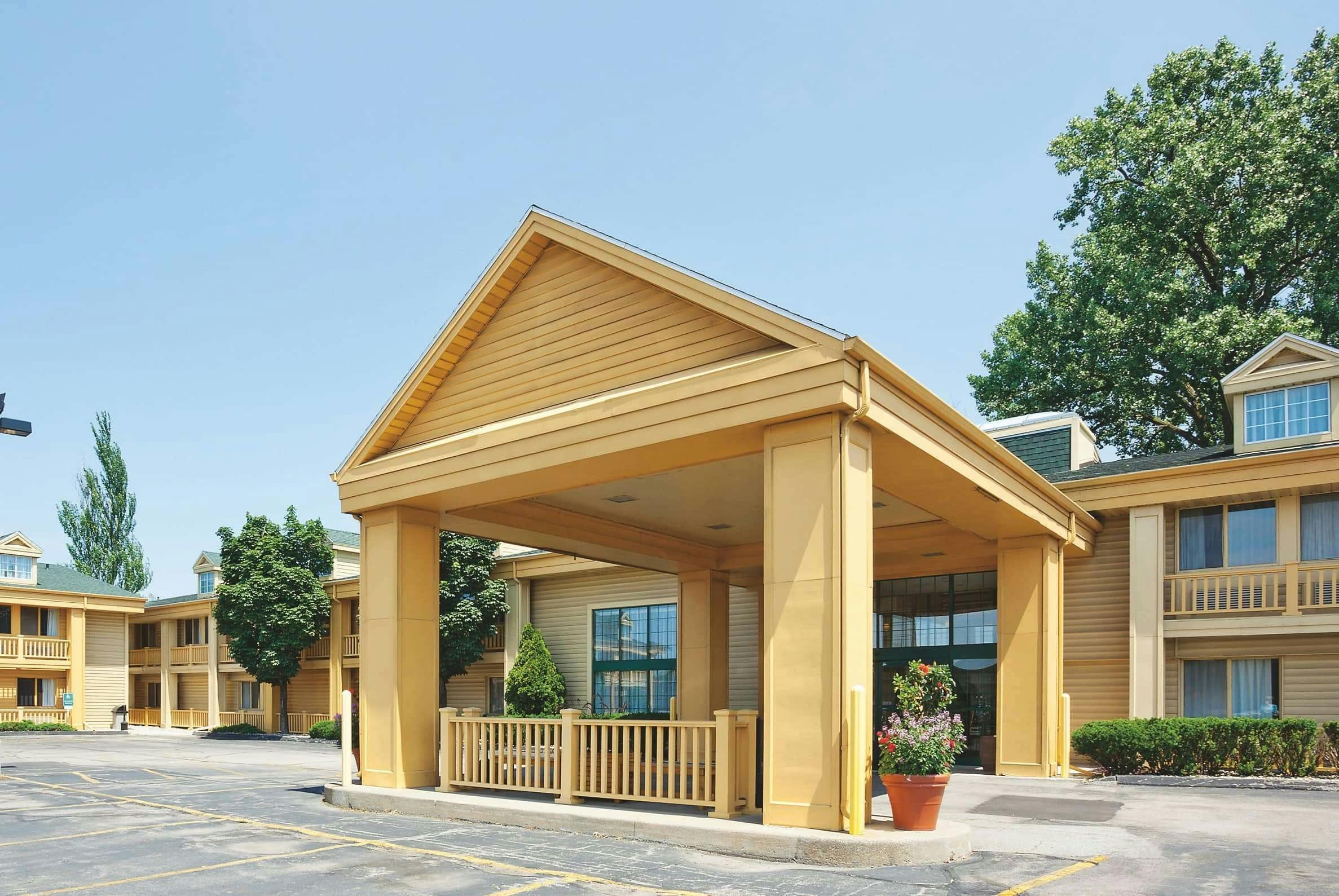 La Quinta Inn by Wyndham Oshkosh