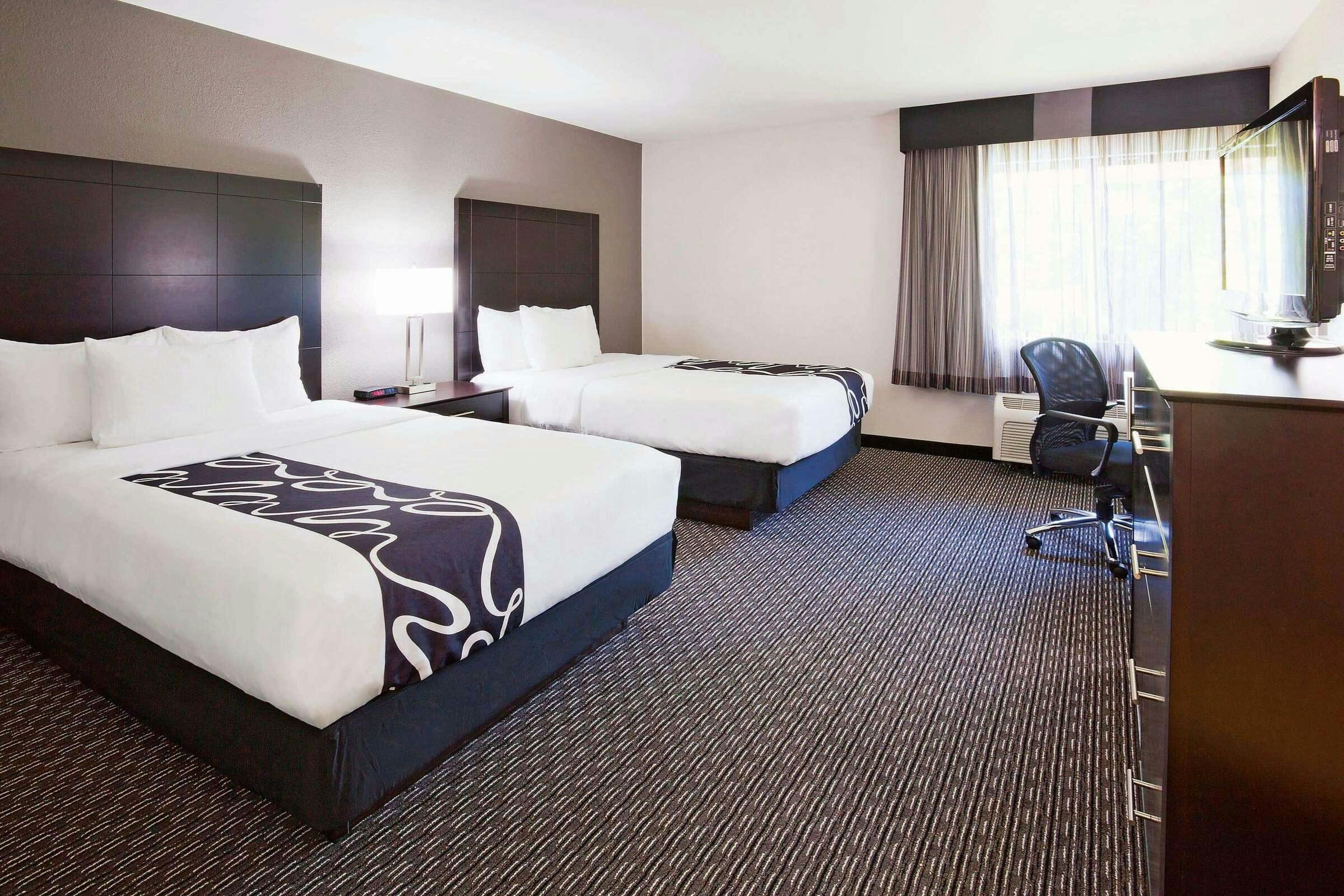 Hotel La Quinta Inn by Wyndham Oshkosh photo 1