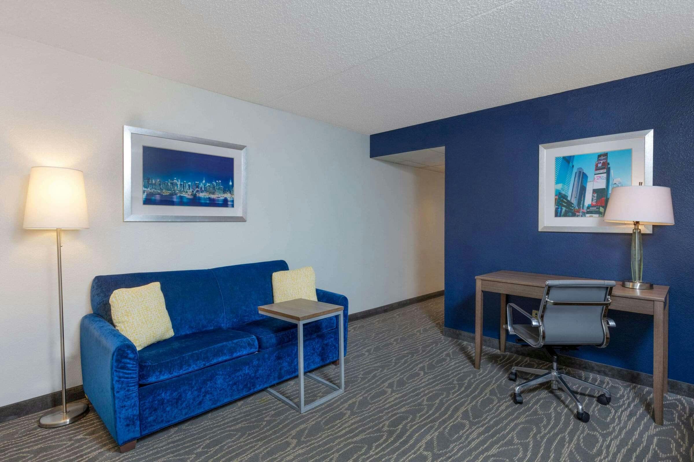 Hotel La Quinta Inn Ste Meadowlands photo 5