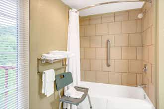 Hotel Baymont Gatlinburg photo 3