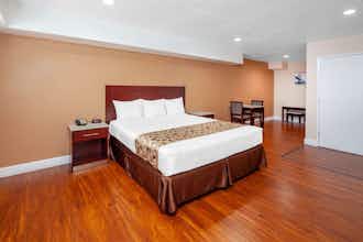 Hotel Travelodge Harbor City photo 3
