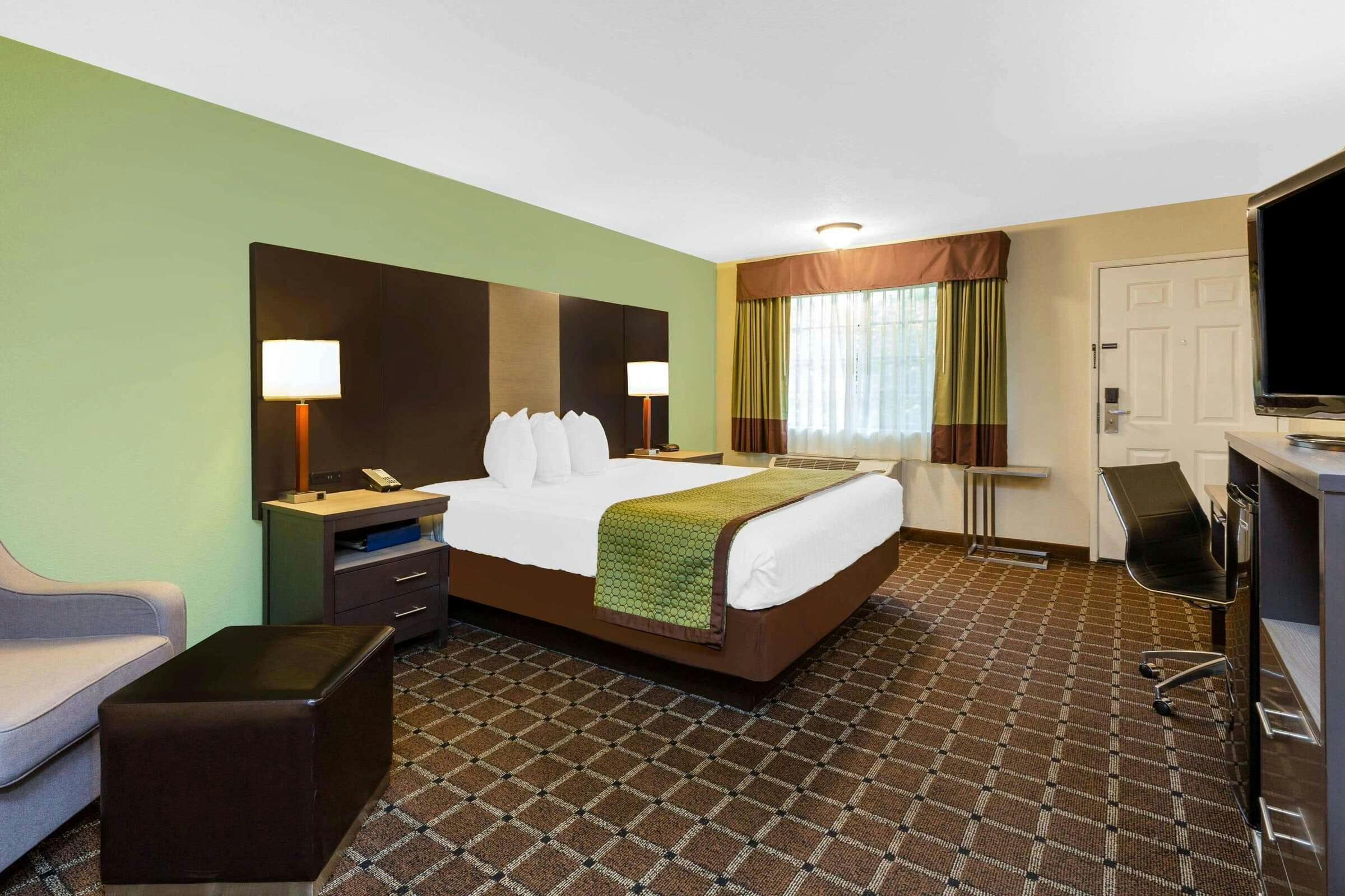 Hotel Travelodge by Wyndham Angels Camp CA photo 3