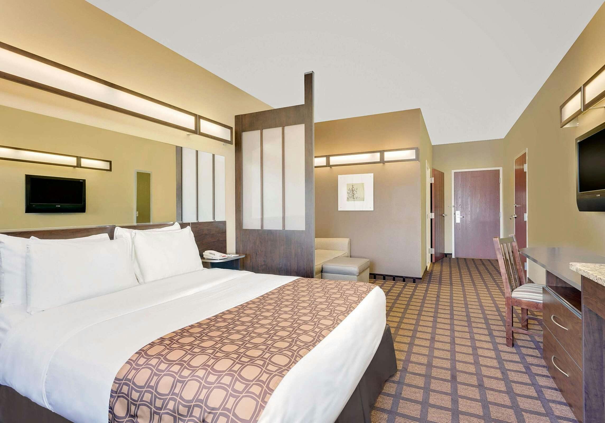 Hotel Microtel Perry Fairground Area photo 5