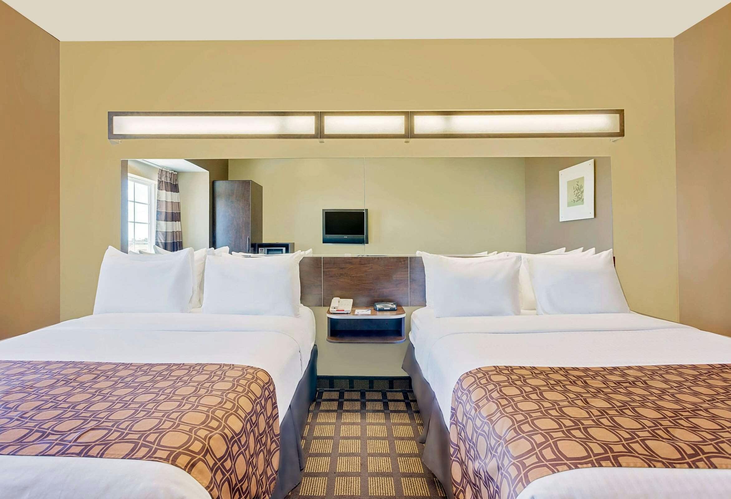 Hotel Microtel Perry Fairground Area photo 3