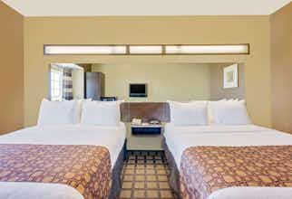 Hotel Microtel Perry Fairground Area photo 3