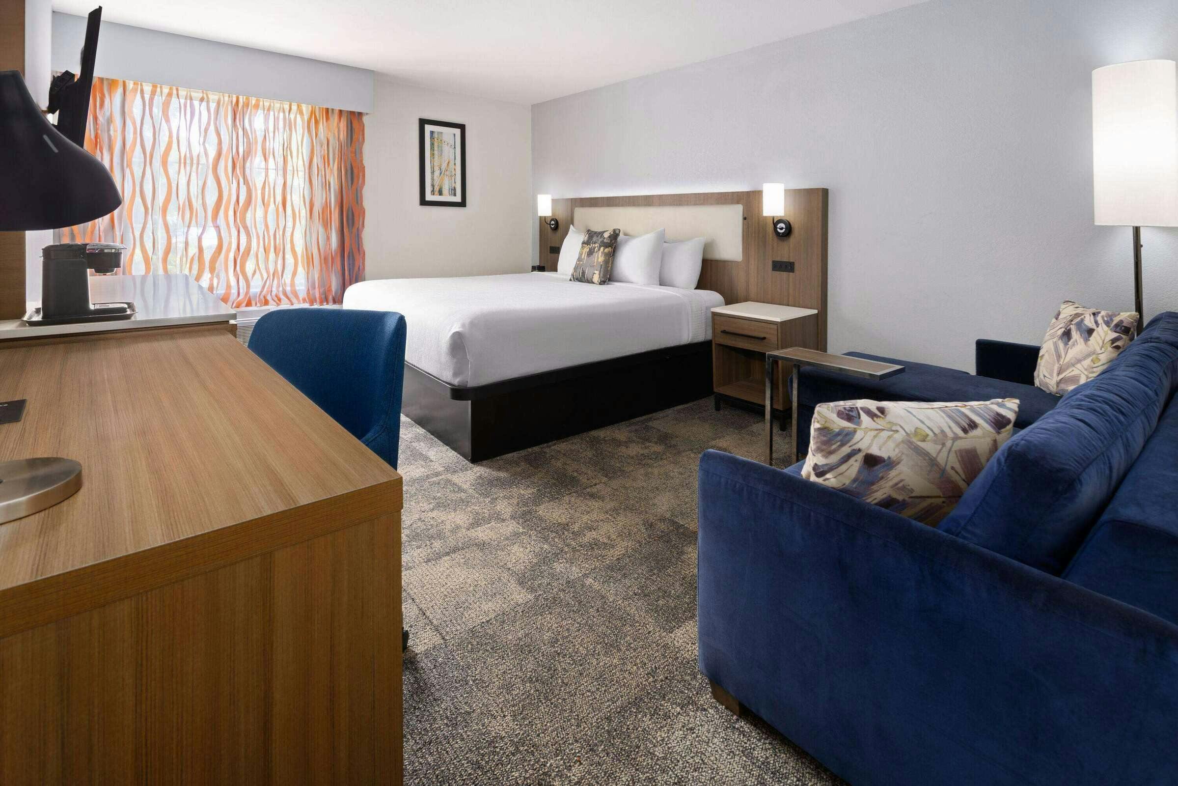 Hotel La Quinta Inn Ste S Newnan photo 5