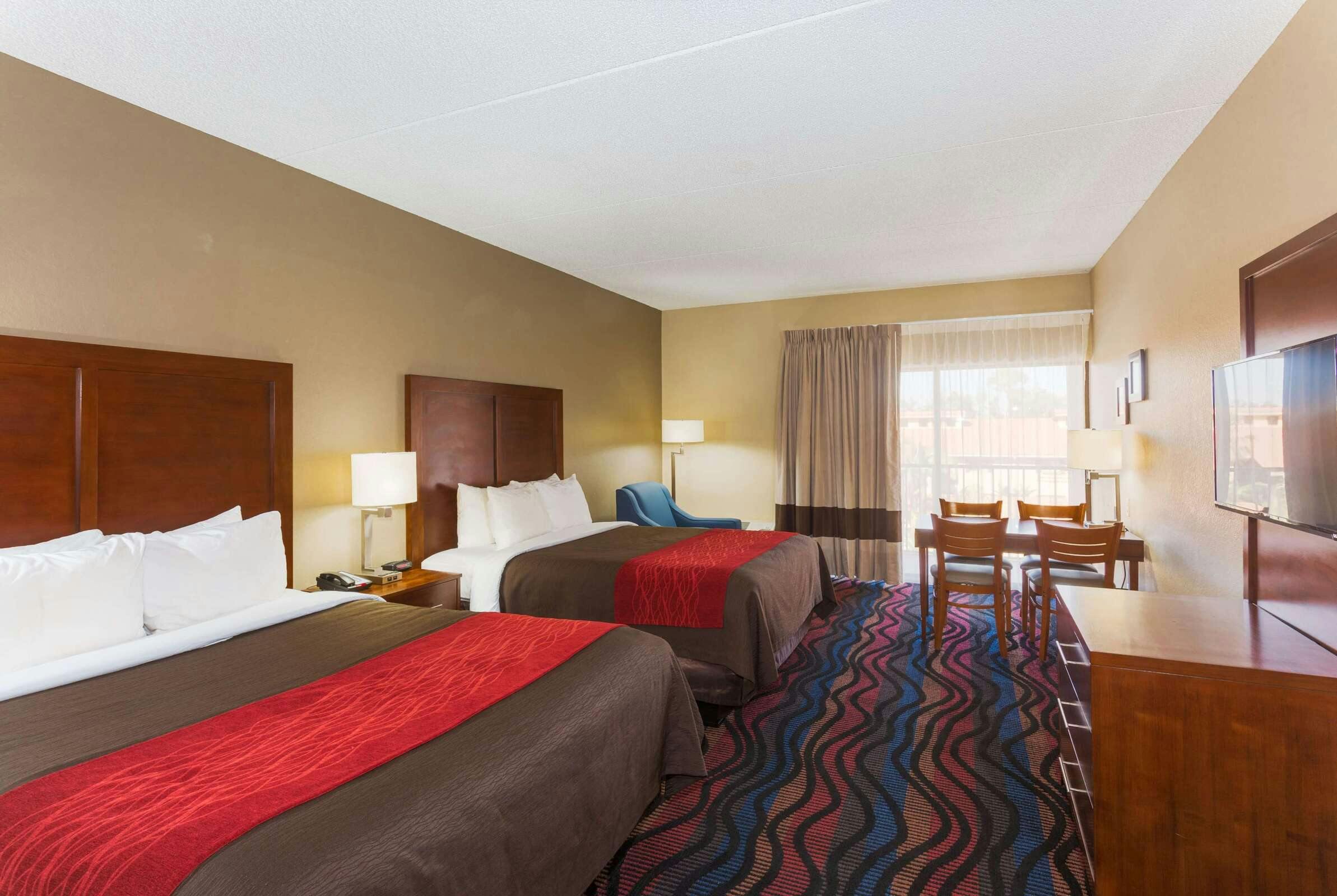 Hotel Baymont Bonita Springs photo 1