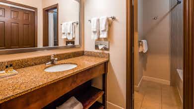 Hotel Best Western Plus The Inn & Suites At The Falls photo 5