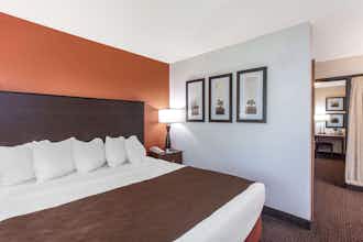 Hotel AmericInn by Wyndham White Bear Lake St. Paul photo 1
