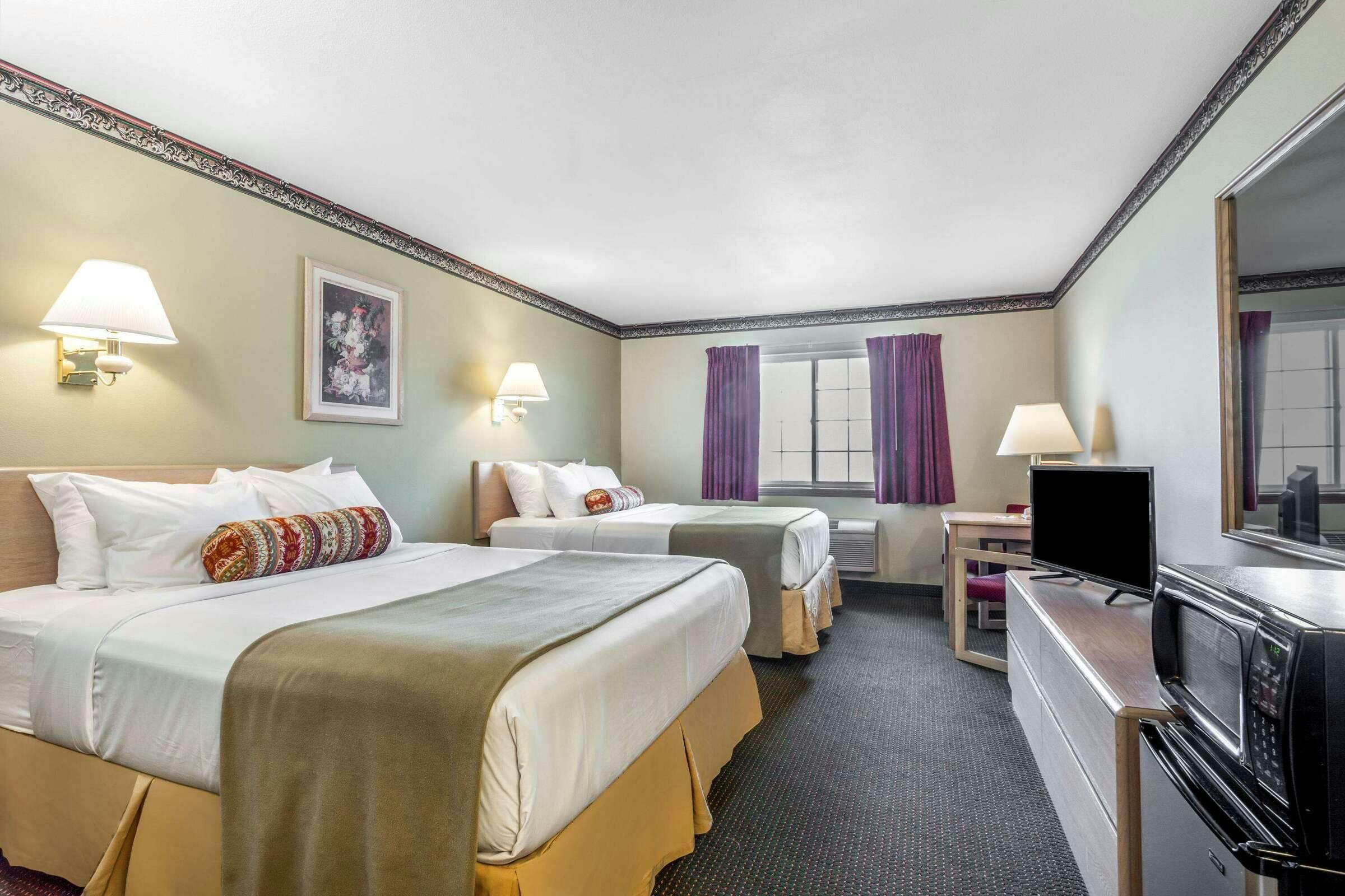 Hotel Days Inn by Wyndham Ellensburg photo 4