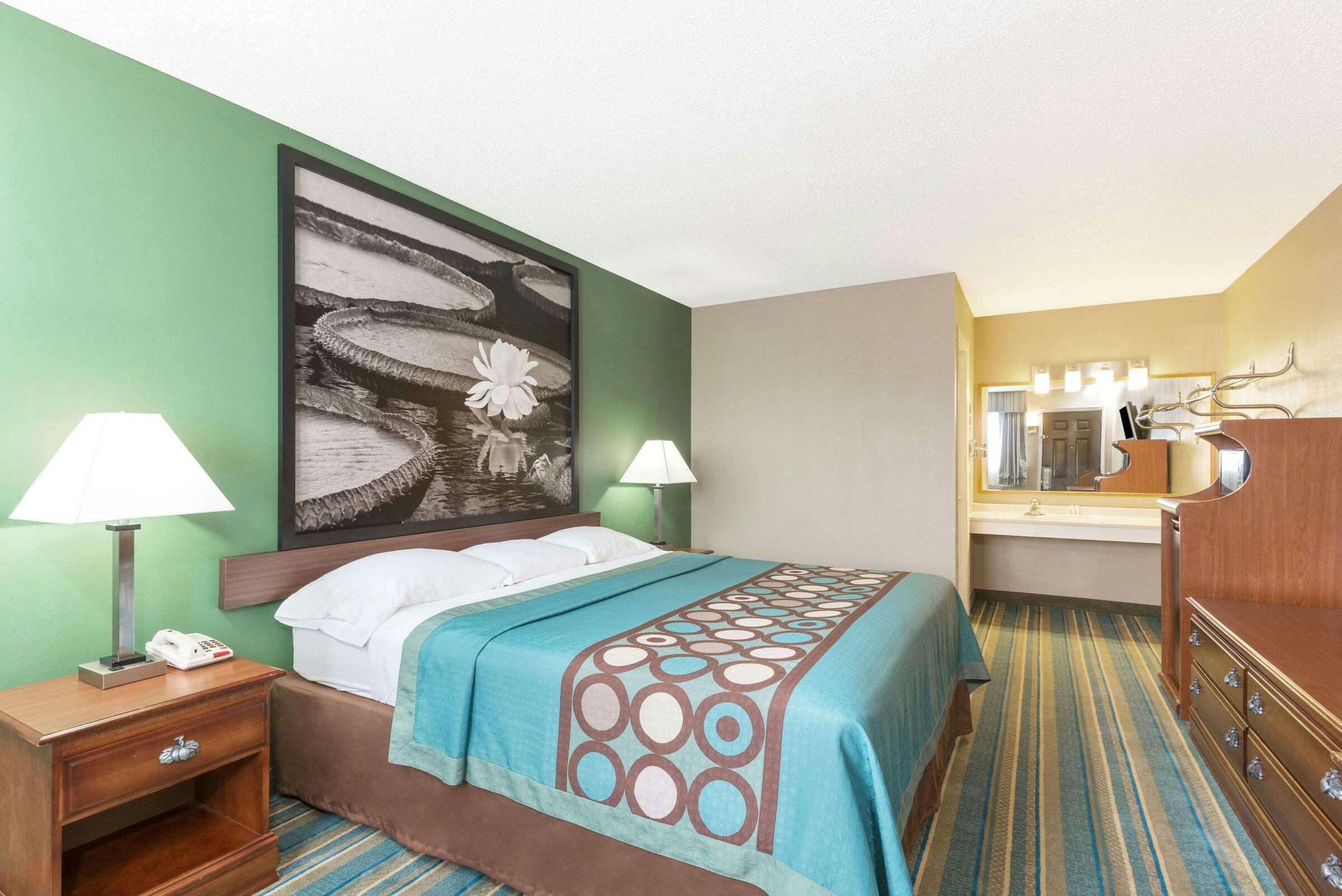 Hotel Super 8 by Wyndham Greencastle photo 2