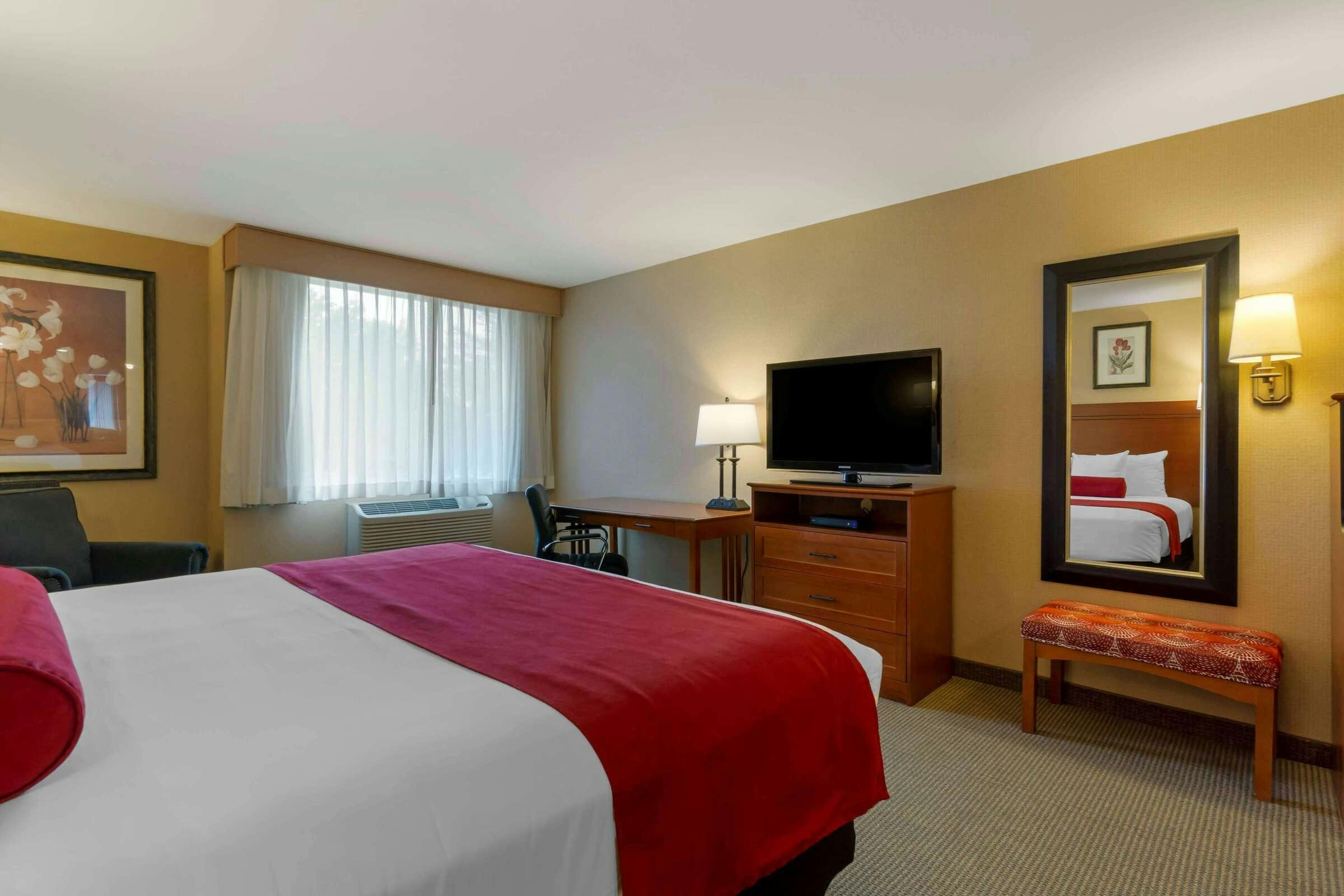 Hotel Wingate Mount Vernon photo 2