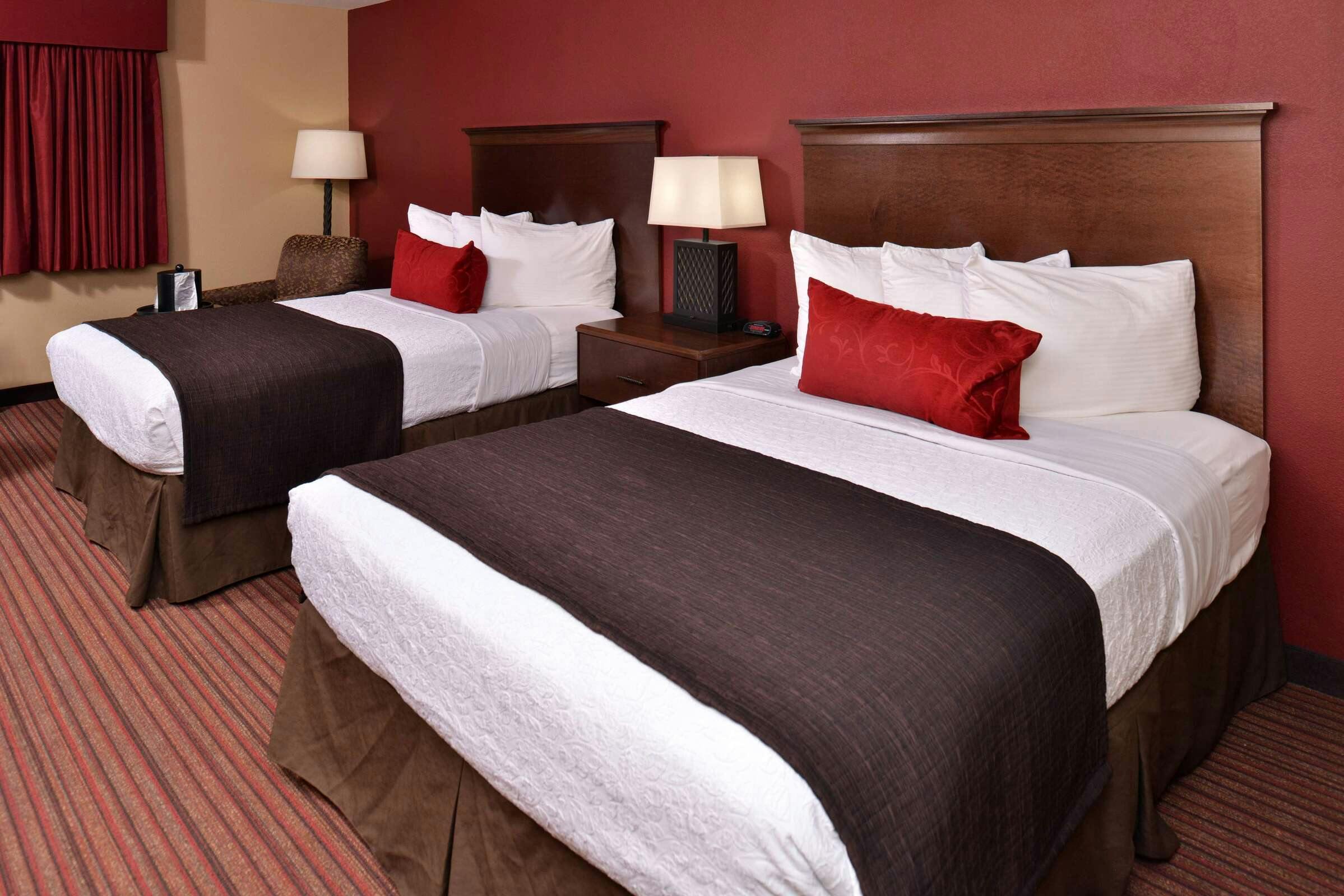 Hotel Best Western Woodland Inn photo 1