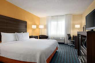 Hotel Baymont Tulsa photo 2