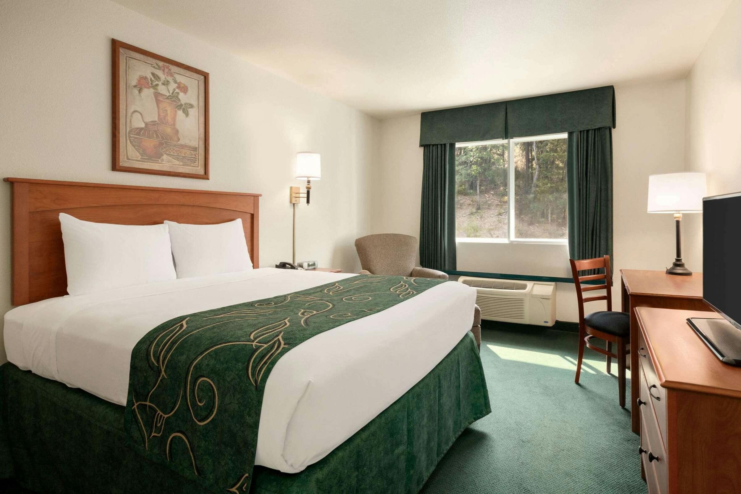 Hotel Travelodge Dunsmuir photo 3