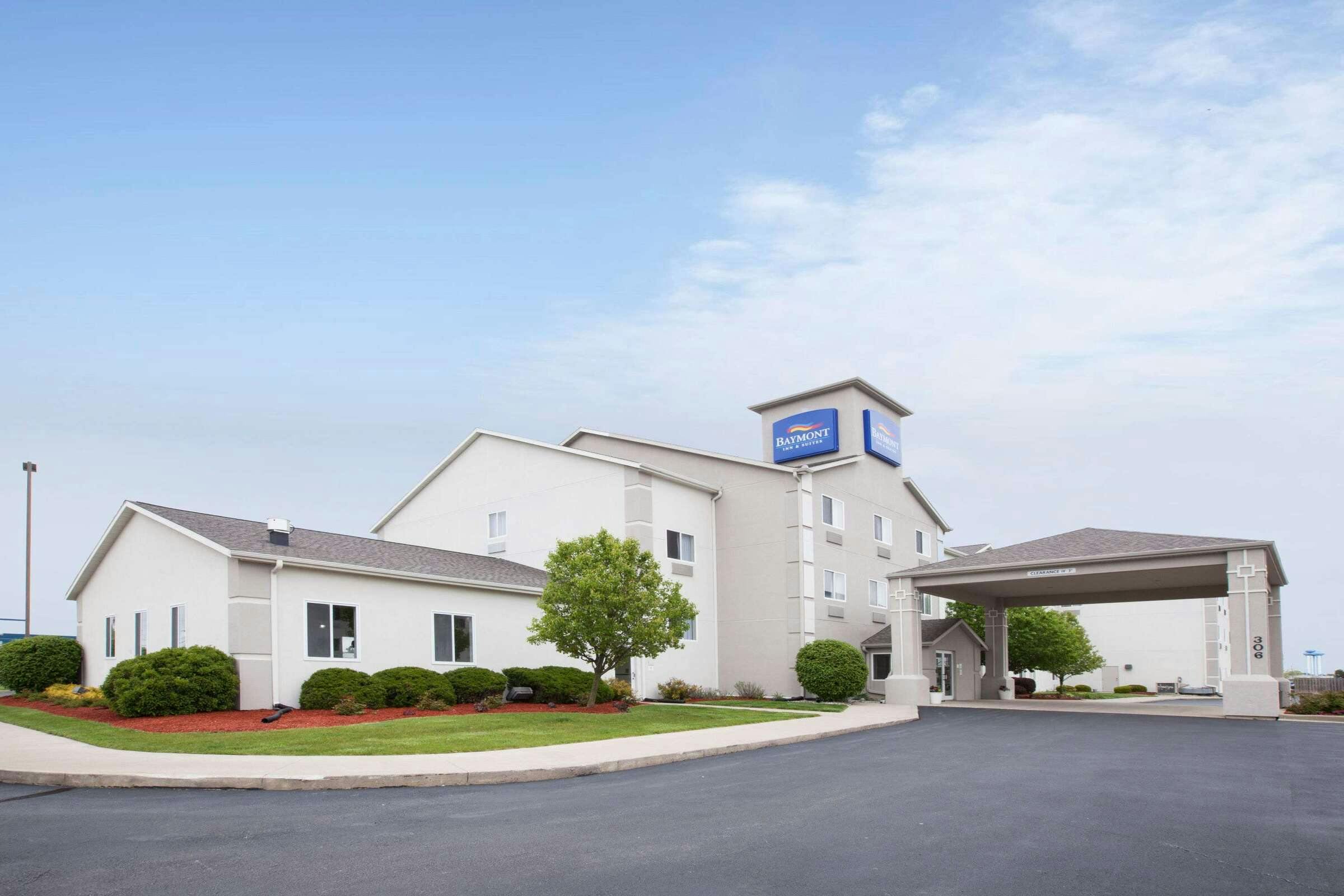 Baymont Inn and Suites Auburn