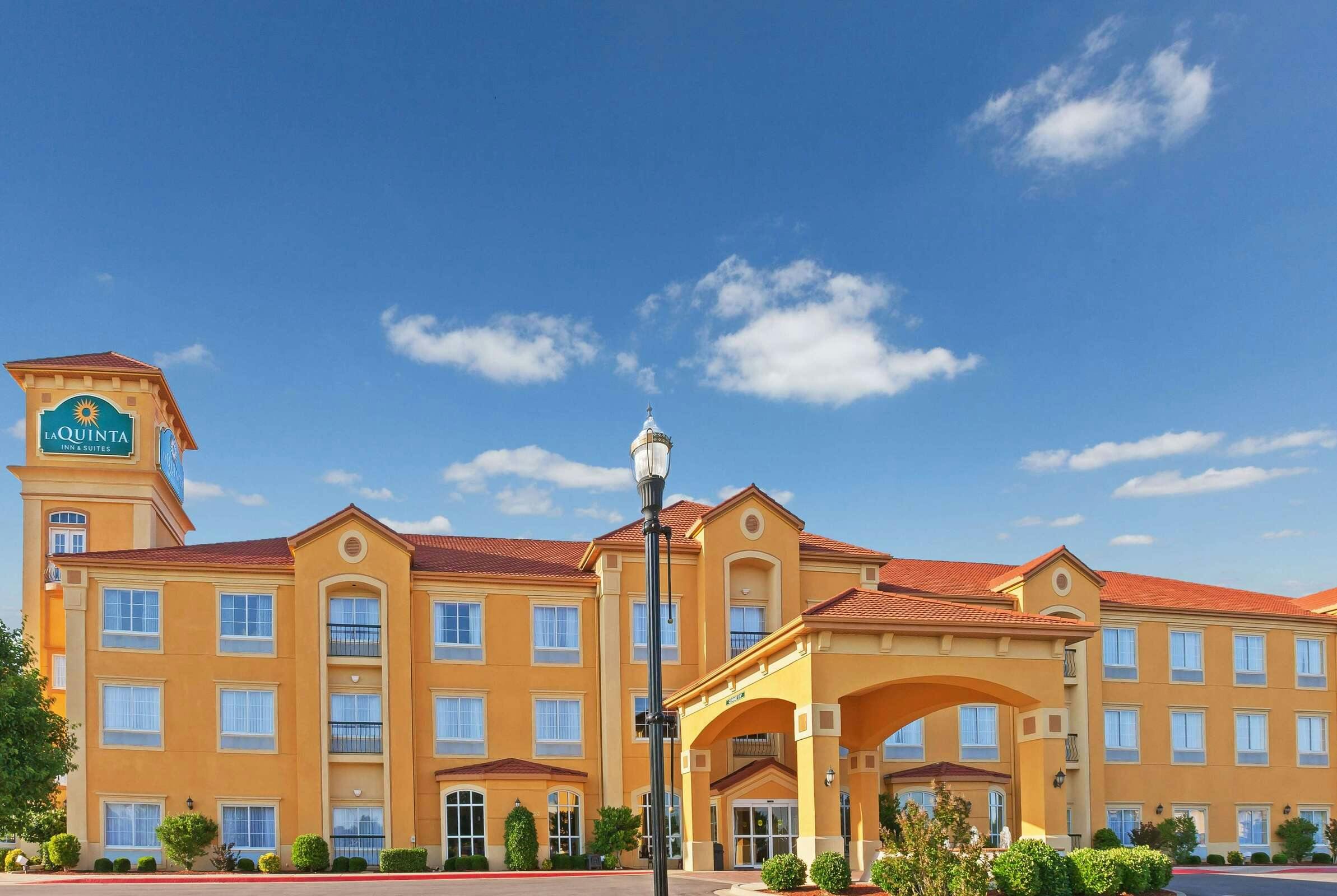 Hotel La Quinta Inn & Suites by Wyndham OKC North - Quail Springs photo 4