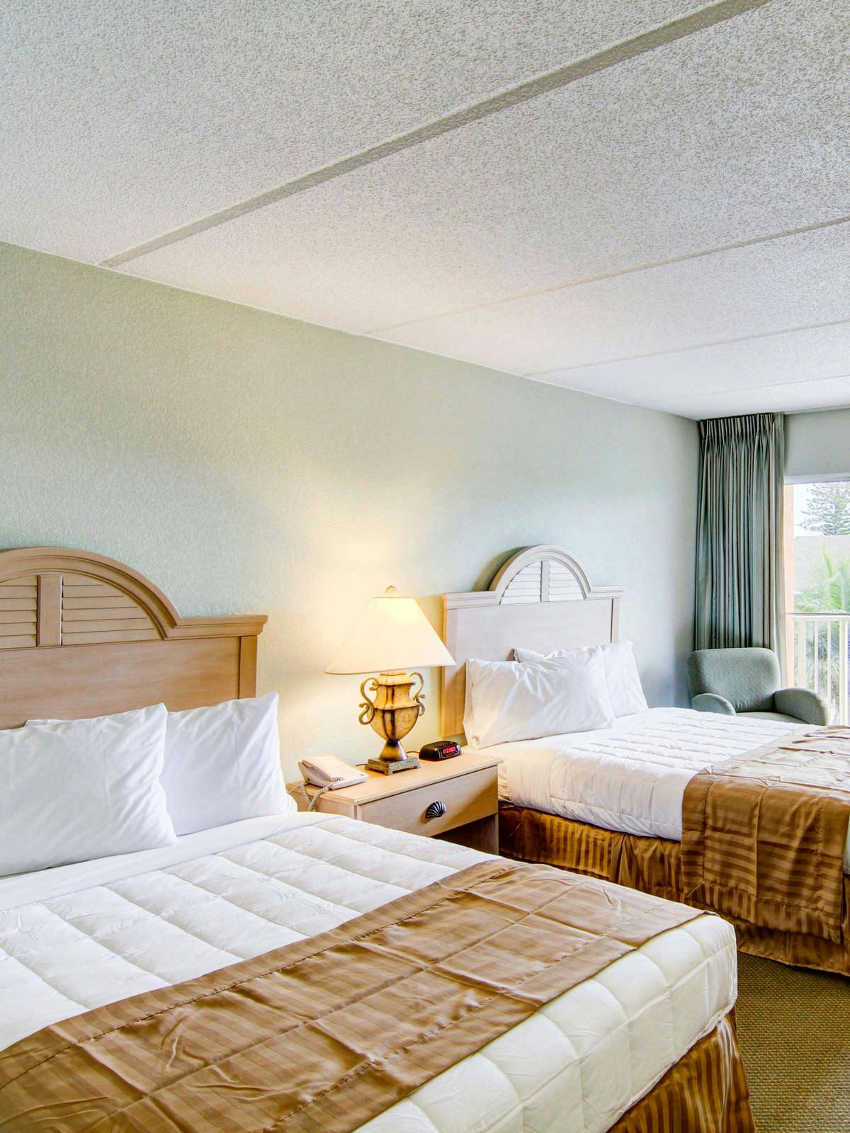 Hotel Hutchinson Island Plaza Hotel & Suites photo 3