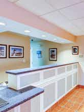 Hotel Hutchinson Island Plaza Hotel & Suites photo 5
