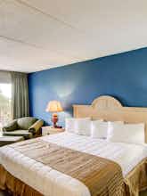 Hotel Hutchinson Island Plaza Hotel & Suites photo 2