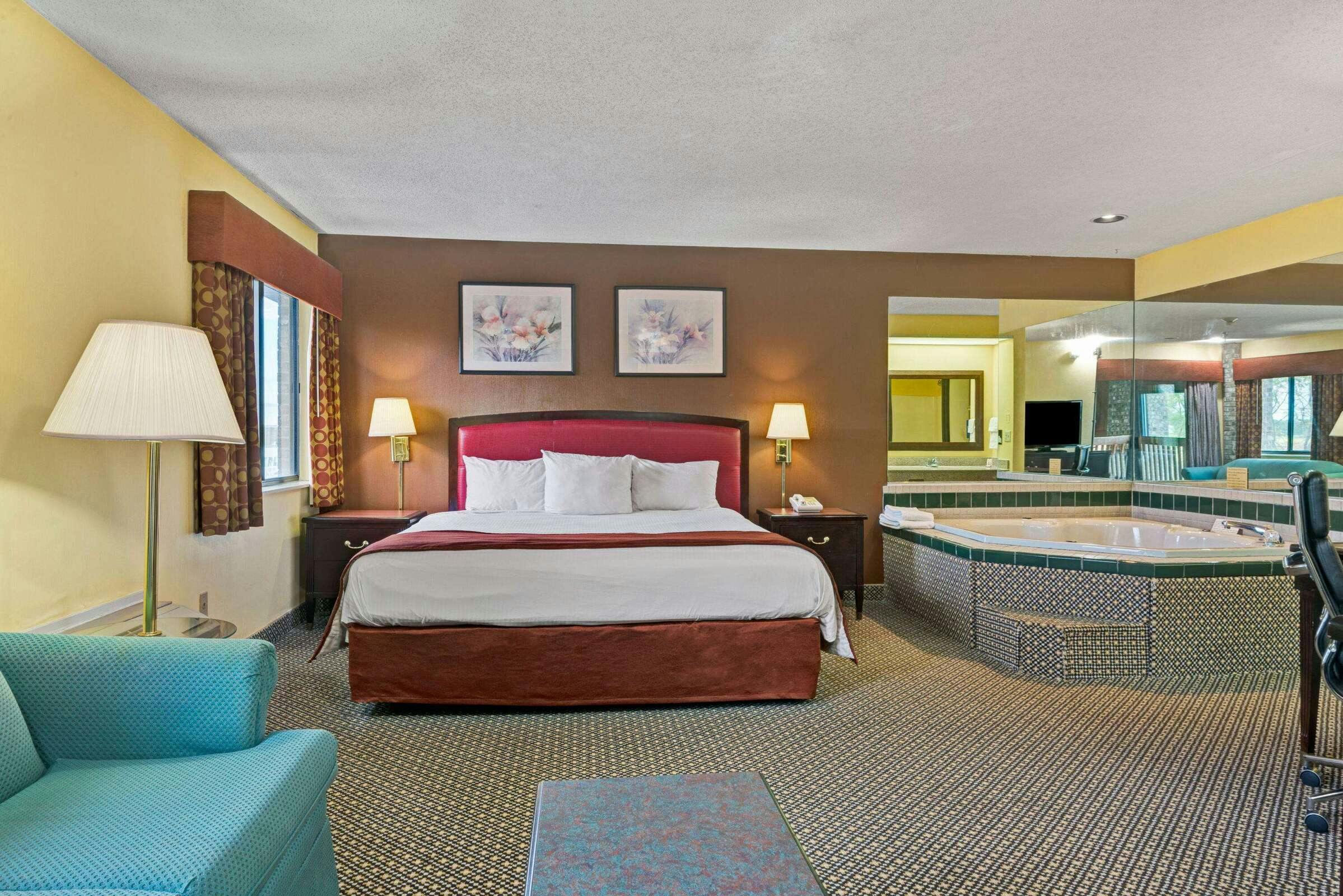 Hotel Baymont Washington Court House photo 5