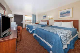 Hotel Days Inn Russell photo 1