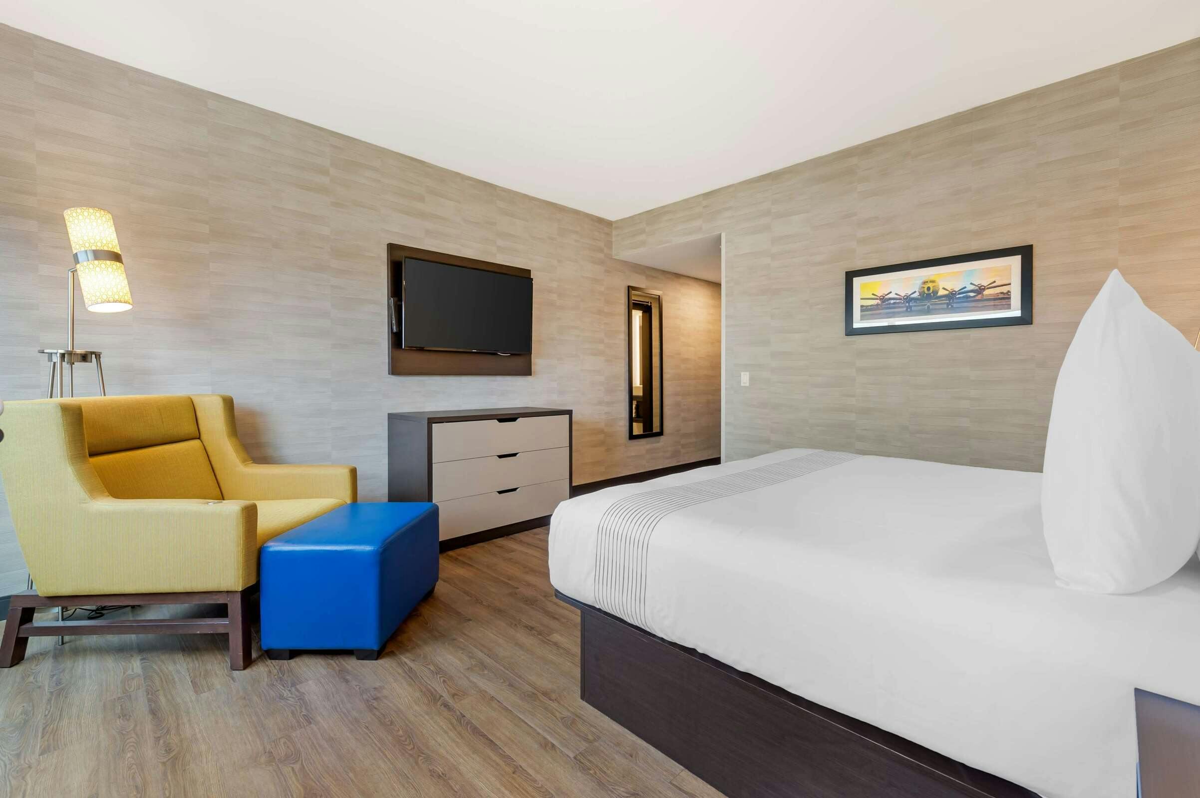 Hotel Glō Best Western Kanata Ottawa West photo 5