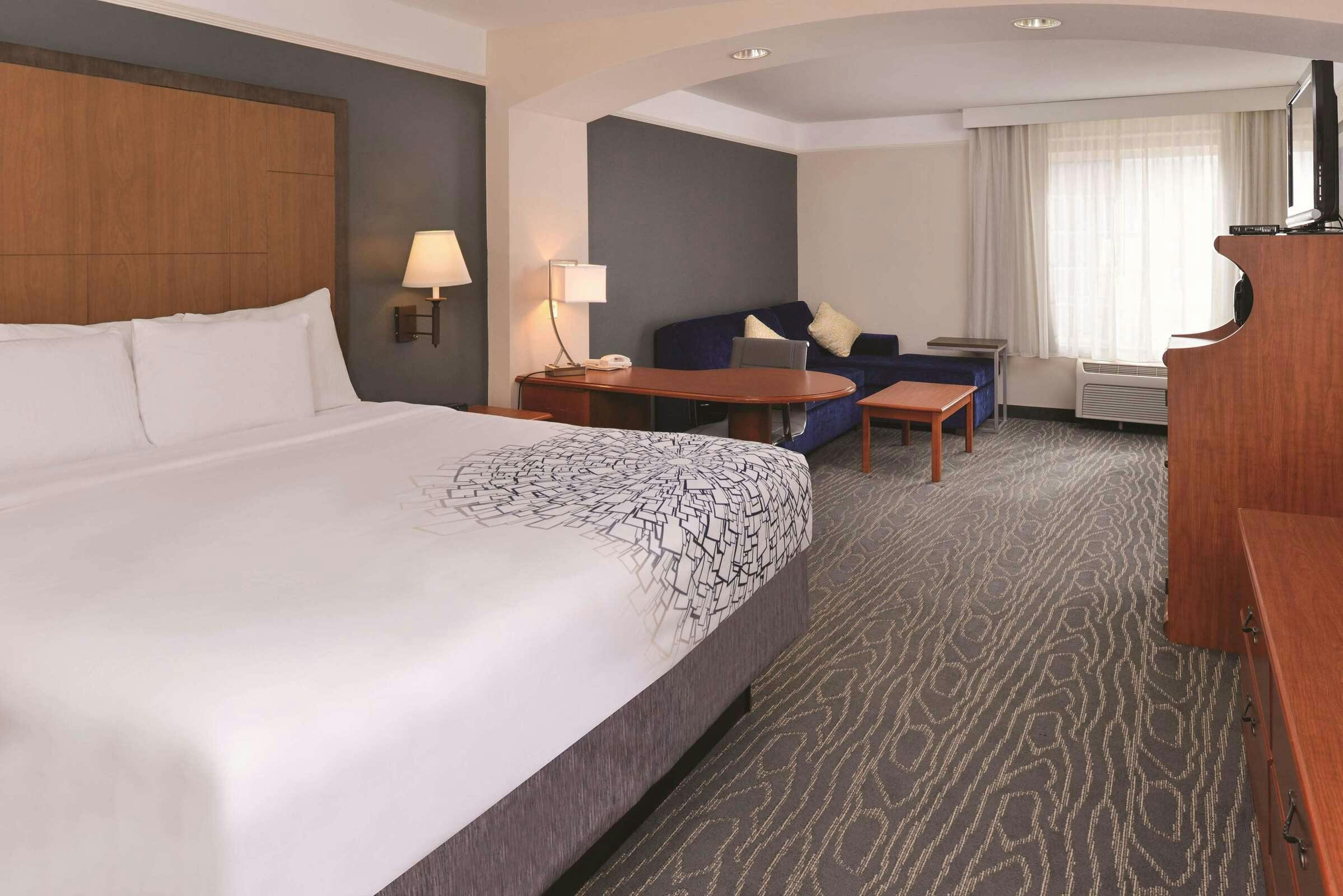 Hotel La Quinta Inn & Suites by Wyndham Ruidoso Downs photo 4